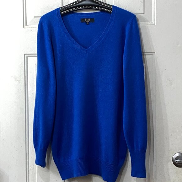 Alex Marie Cashmere Sz L Women's Cobalt Blue Sweater Pullover V-Neck - Picture 1 of 8